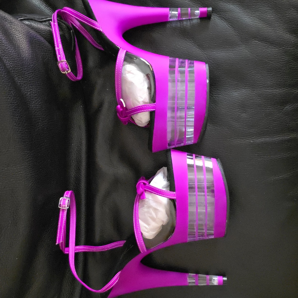 Ellie Elegant Purple Women's Heels These Are In Great PRE-Owned Condition